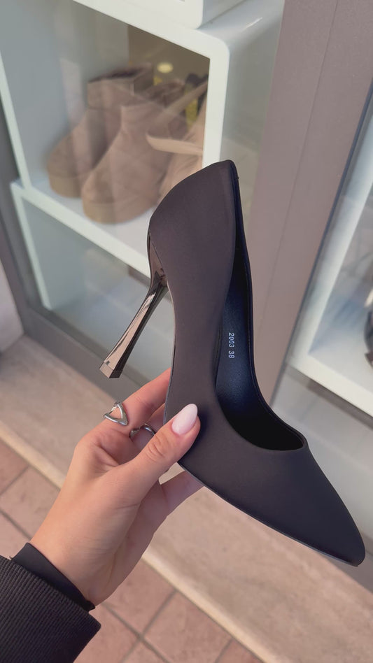 decolleté in raso neri