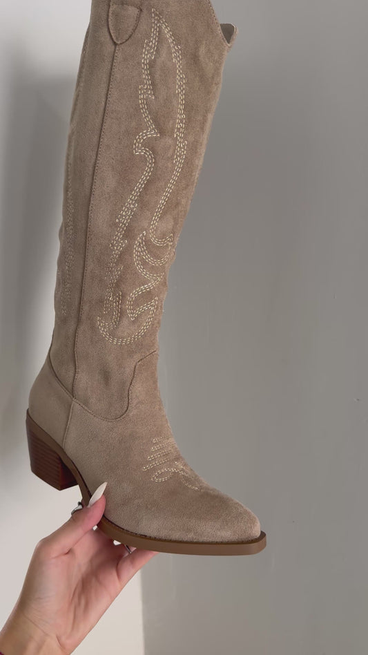 texani beige con cuciture